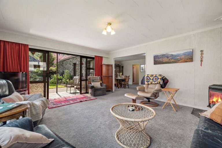 Photo of property in 33 Wiltshire Street, Arrowtown, 9302