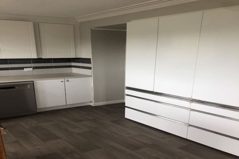 Photo of property in 28 Cross Street, Raglan, 3225