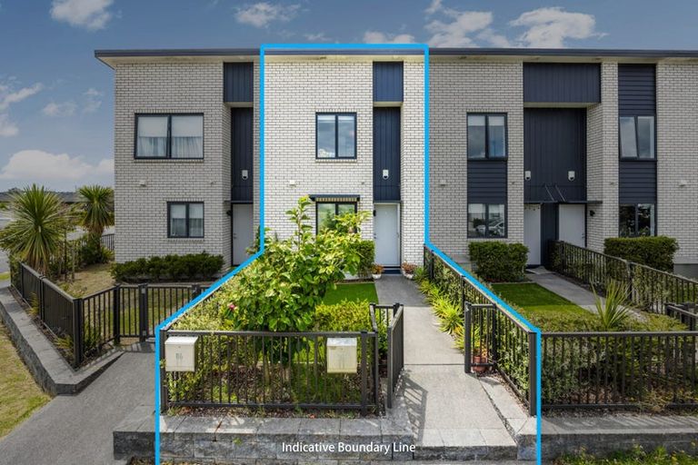 Photo of property in 36 Adlam Lane, Takanini, 2112