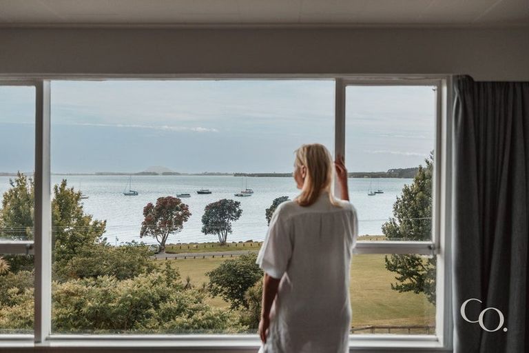 Photo of property in 39 Harbour View Road, Omokoroa, 3114