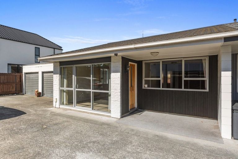 Photo of property in 2/110 Caledonian Road, St Albans, Christchurch, 8014