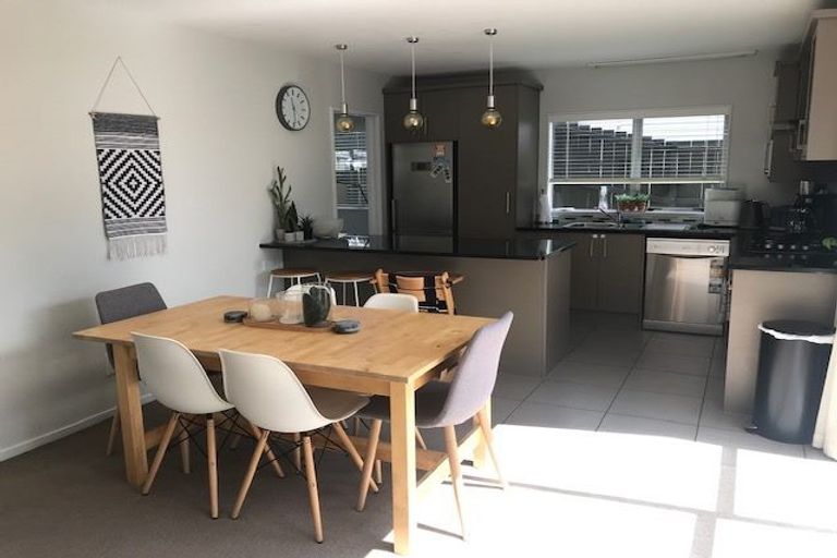 Photo of property in 139a Wellington Street, Howick, Auckland, 2014