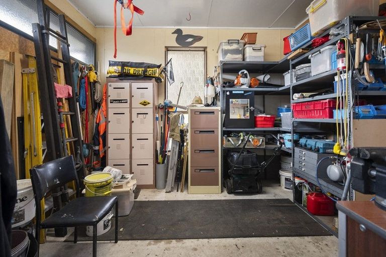 Photo of property in 27 Humphries Place, Awapuni, Palmerston North, 4412