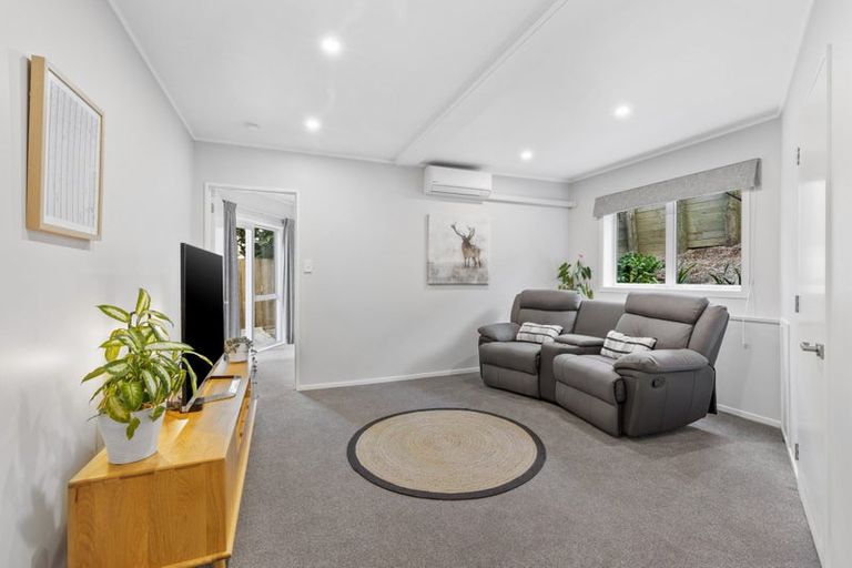 Photo of property in 5 Whale Cove, Stanmore Bay, Whangaparaoa, 0932