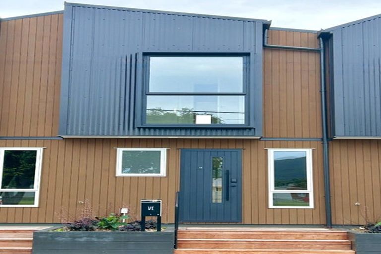 Photo of property in 1e Roberts Street, Epuni, Lower Hutt, 5011