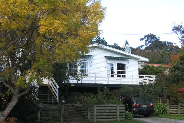 Photo of property in 12c Chatsworth Road, Silverstream, Upper Hutt, 5019