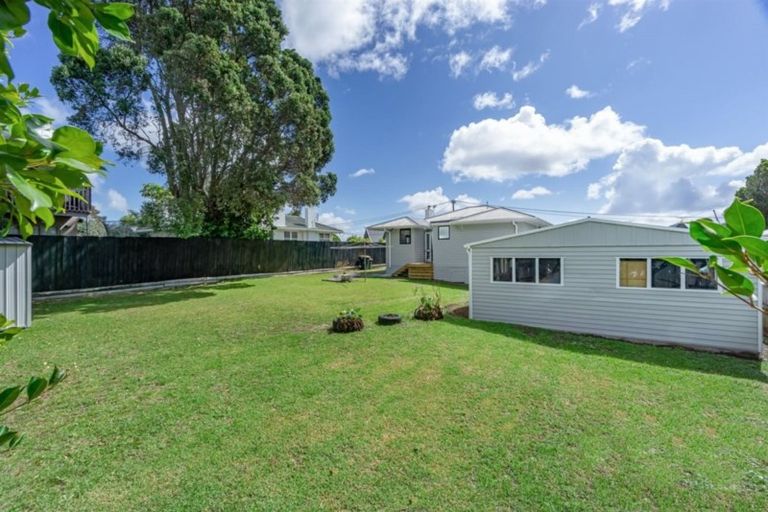 Photo of property in 27 Waipa Street, Birkenhead, Auckland, 0626