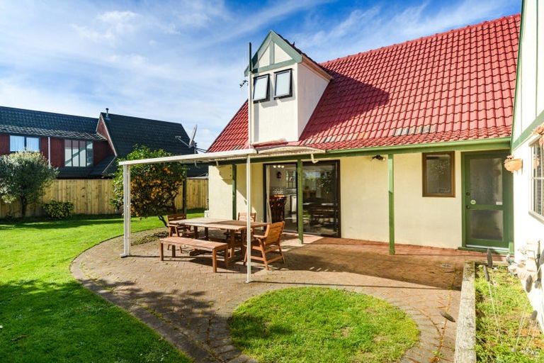 Photo of property in 68 Pencarrow Street, Highbury, Palmerston North, 4412