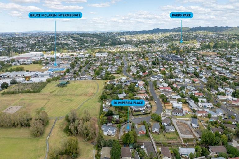 Photo of property in 26 Imperial Place, Henderson, Auckland, 0612