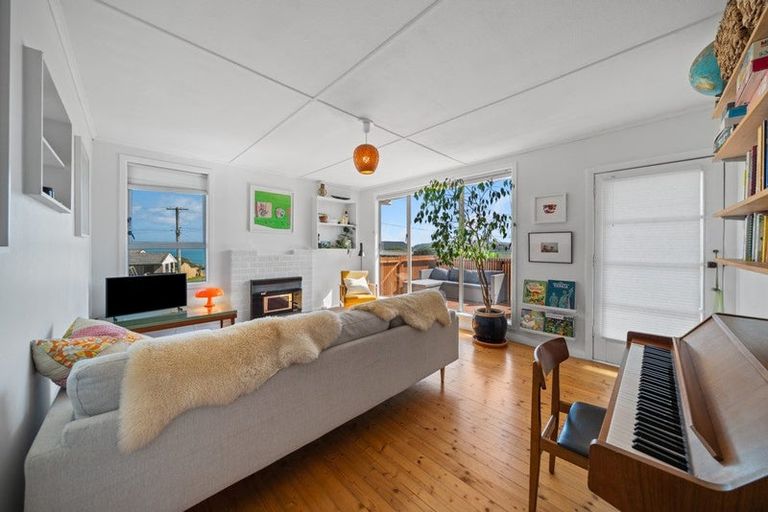 Photo of property in 97 Matatiro Street, Titahi Bay, Porirua, 5022