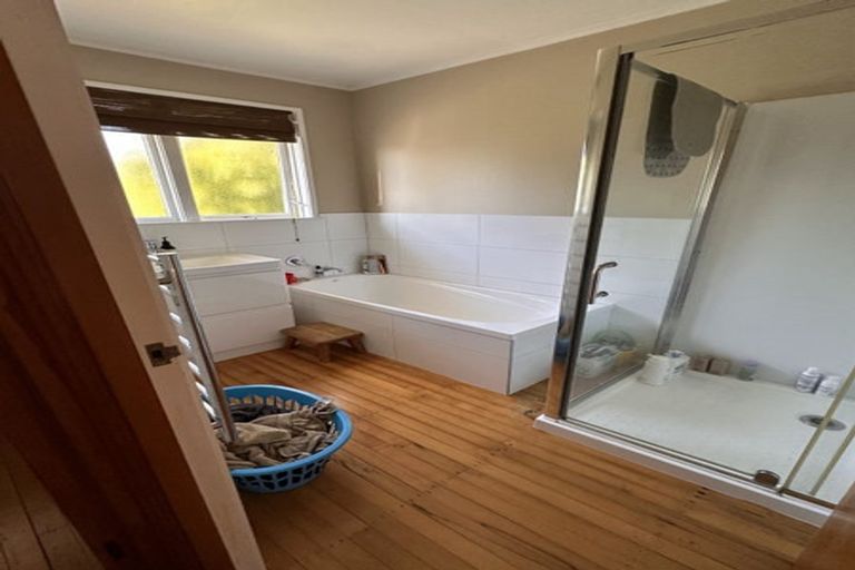 Photo of property in 52 Juniper Road, Sunnynook, Auckland, 0620