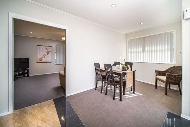 Photo of property in 68 Bader Drive, Mangere, Auckland, 2022