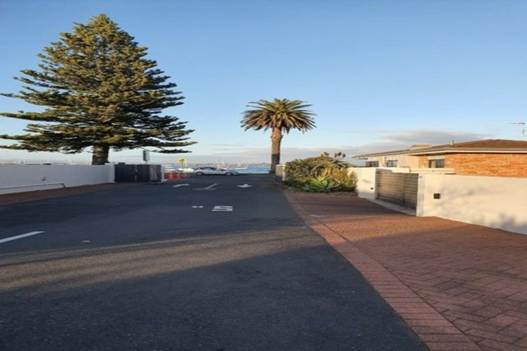 Photo of property in Capri Apartments, 6/5 The Mall, Mount Maunganui, 3116