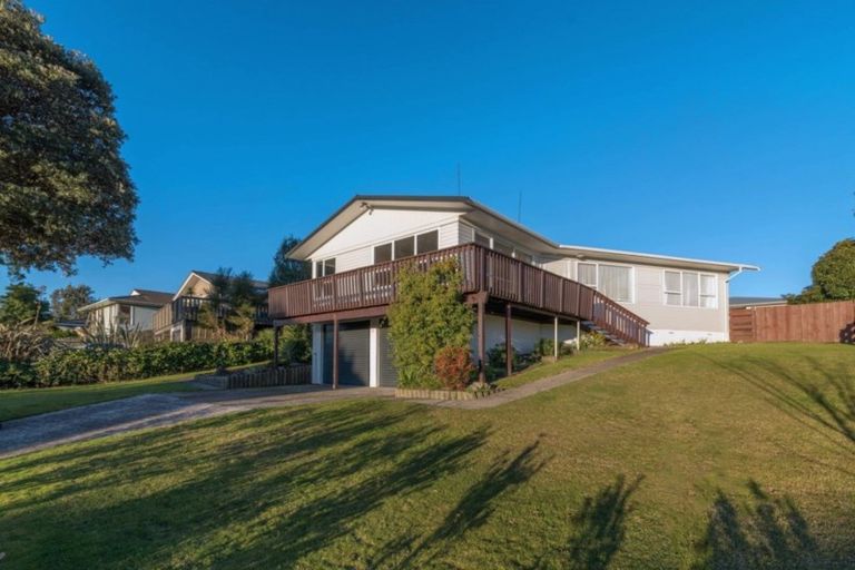 Photo of property in 8 Browning Crescent, Owhata, Rotorua, 3010