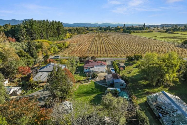 Photo of property in 53 Neudorf Road, Upper Moutere, 7175