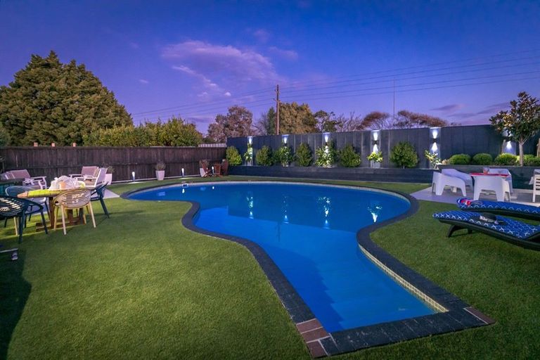 Photo of property in 16 Gillies Avenue, Claudelands, Hamilton, 3214