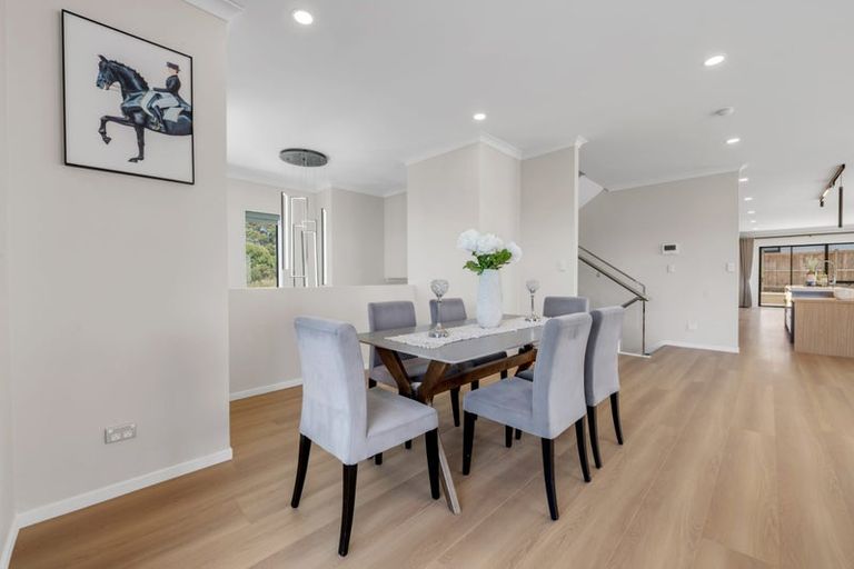 Photo of property in 60 Elevation Street, Flat Bush, Auckland, 2019