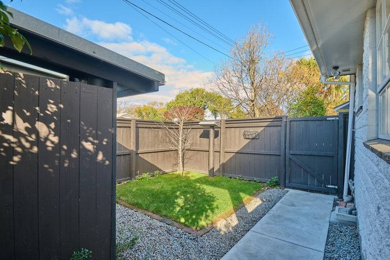 Photo of property in 2/63 Wychbury Street, Spreydon, Christchurch, 8024