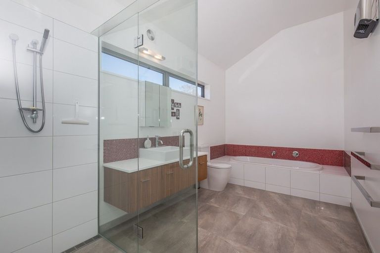 Photo of property in 76 Aubrey Road, Wanaka, 9305