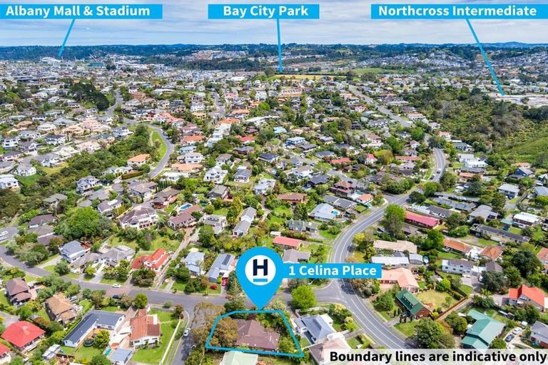 Photo of property in 1 Celina Place, Browns Bay, Auckland, 0630