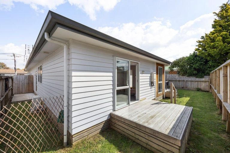 Photo of property in 2/3 Brocas Avenue, Hillcrest, Hamilton, 3216