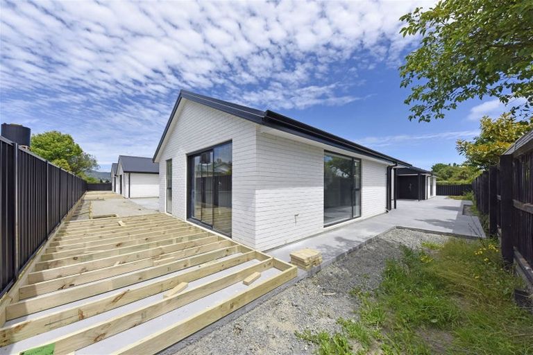 Photo of property in 58c Whincops Road, Halswell, Christchurch, 8025