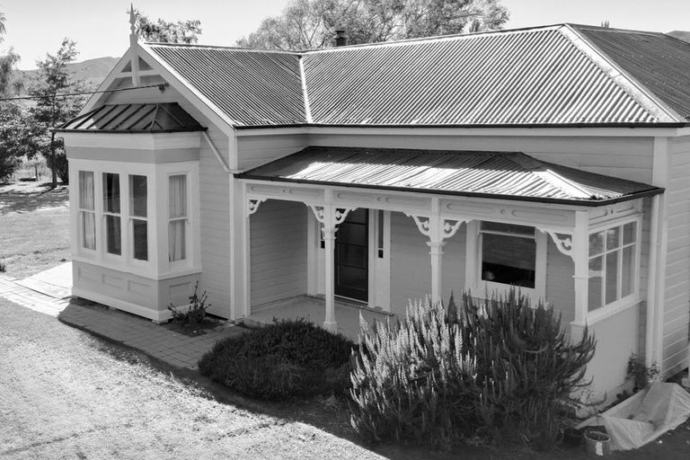 Photo of property in 5584 Kurow Duntroon Road, Kurow, 9498