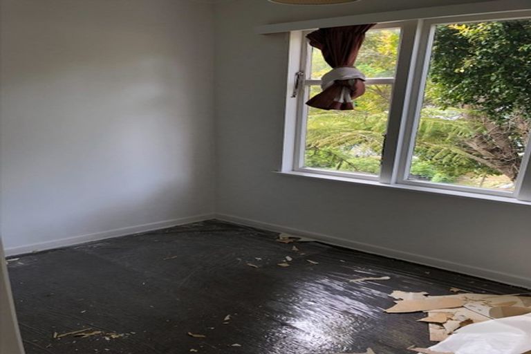 Photo of property in 2/136 Glenmore Street, Northland, Wellington, 6012