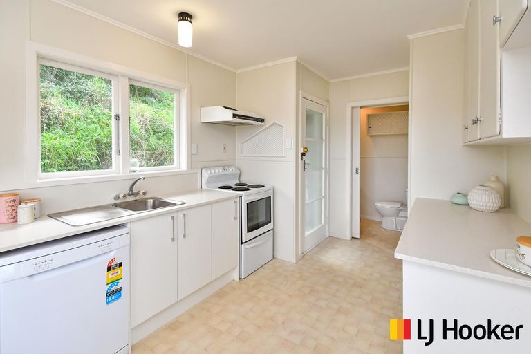 Photo of property in 2c Trosk Place, Waiuku, 2123