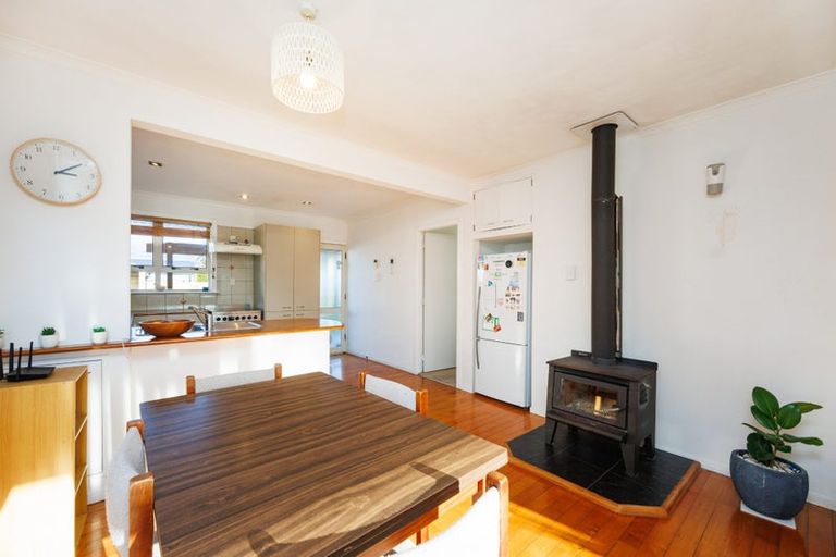 Photo of property in 10 Slacks Road, Awapuni, Palmerston North, 4412