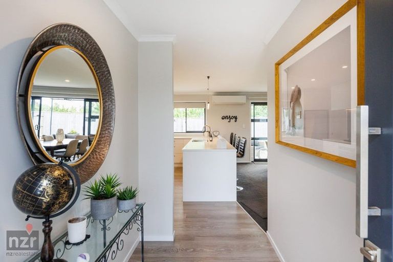 Photo of property in 33 Monarch Drive, Ashhurst, 4810