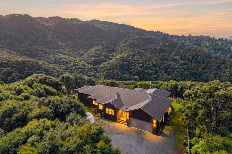 Photo of property in 281 J Tolhopf Road, Puhoi, Warkworth, 0981