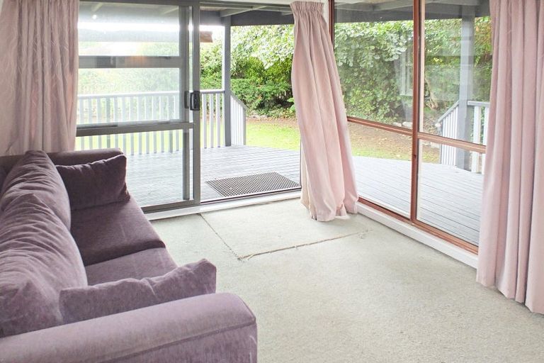 Photo of property in 4 Andresen Street, Foxton Beach, Foxton, 4815