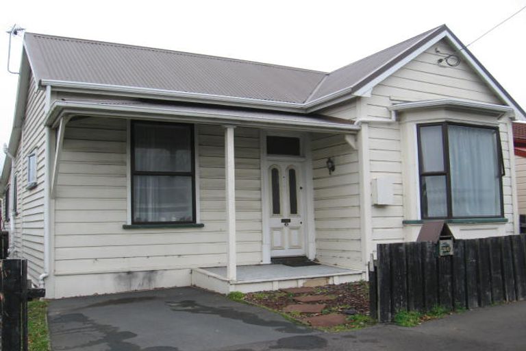 Photo of property in 26 Wesley Street, South Dunedin, Dunedin, 9012