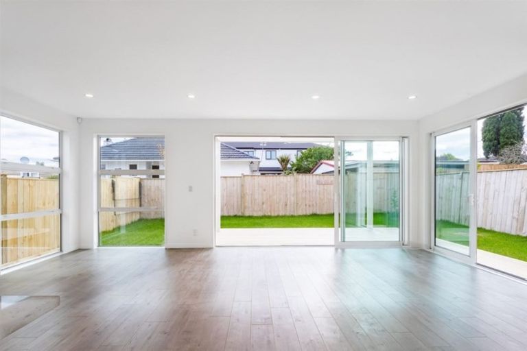 Photo of property in 7 Nephrite Lane, Henderson, Auckland, 0610