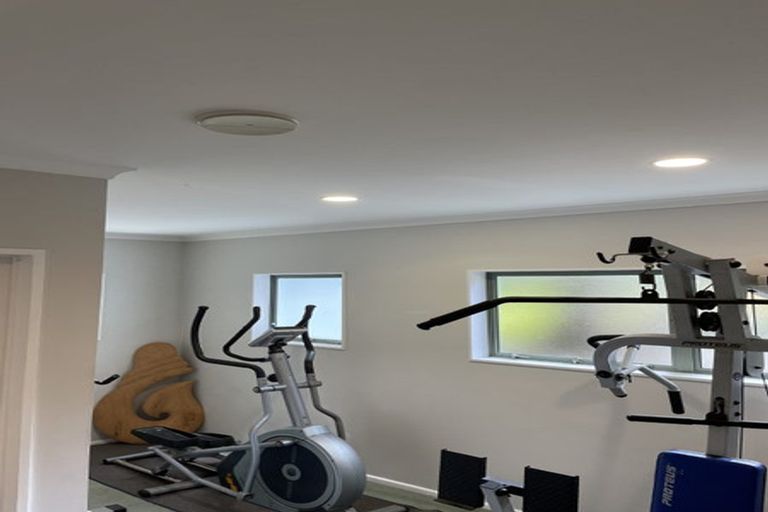 Photo of property in 255 Golf Road, Titirangi, Auckland, 0604