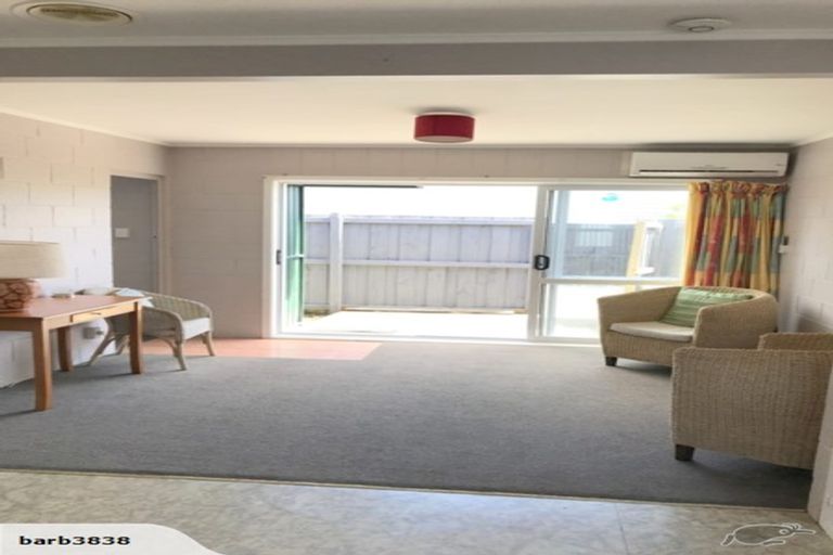 Photo of property in 2/546 Worcester Street, Linwood, Christchurch, 8011