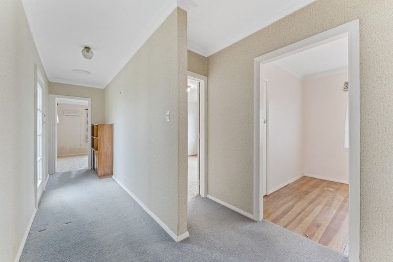 Photo of property in 81 Bartholomew Road, Levin, 5510