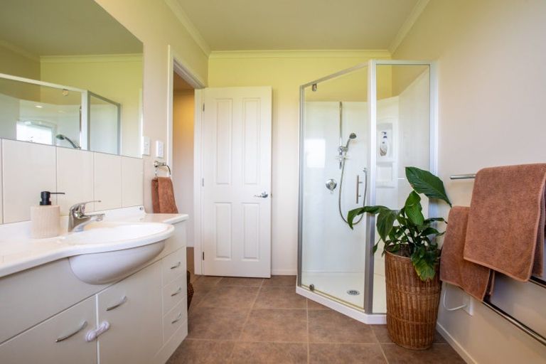 Photo of property in 64 Totaramahonga Road, Dannevirke, 4972