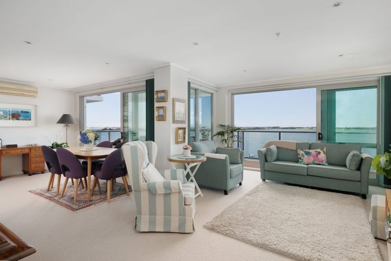 Photo of property in 12/72f Devonport Road, Tauranga, 3110