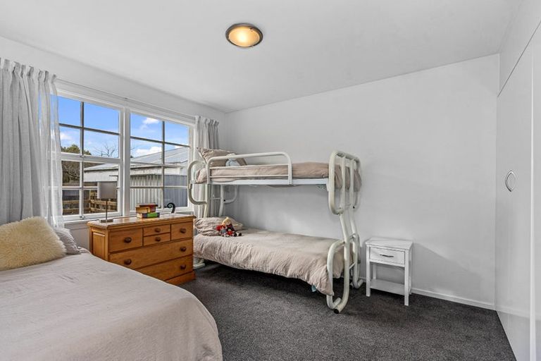 Photo of property in 17a Dinton Street, Russley, Christchurch, 8042