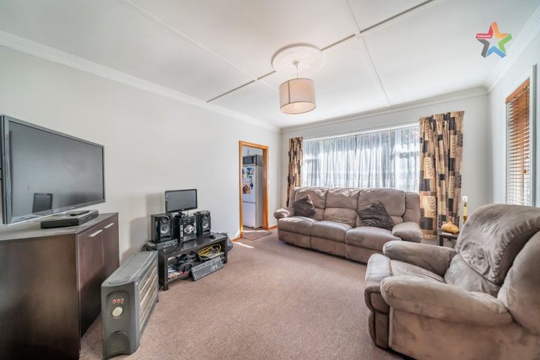 Photo of property in 88 Main Road, Wainuiomata, Lower Hutt, 5014