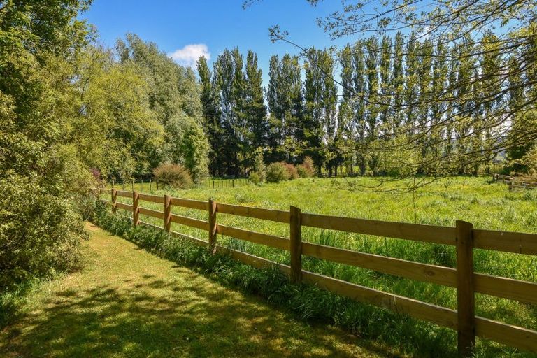 Photo of property in 20 Haringa Road, Carrington, Carterton, 5791