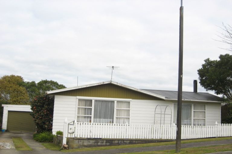 Photo of property in 40 Trelawney Crescent, Westown, New Plymouth, 4310