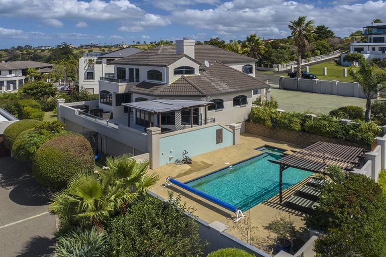 Photo of property in 41 Island View Drive, Gulf Harbour, Whangaparaoa, 0930