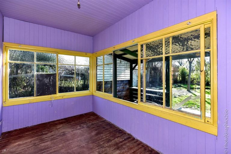 Photo of property in 1 James Street, Coalgate, 7673