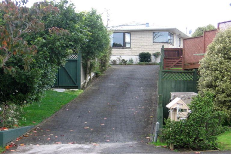 Photo of property in 2/55 Calluna Crescent, Totara Heights, Auckland, 2105