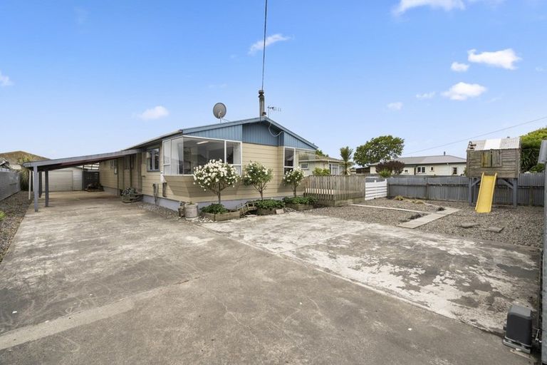 Photo of property in 18 Ngaire Street, Longburn, Palmerston North, 4412