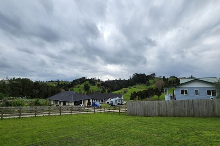 Photo of property in 15 Calla Street, Maungaturoto, 0520