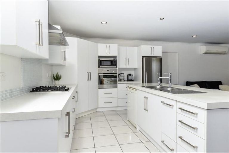 Photo of property in 10 Vantage Place, Flagstaff, Hamilton, 3210